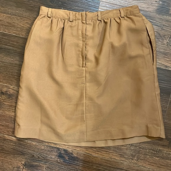 Skirt with pockets - Picture 2 of 3